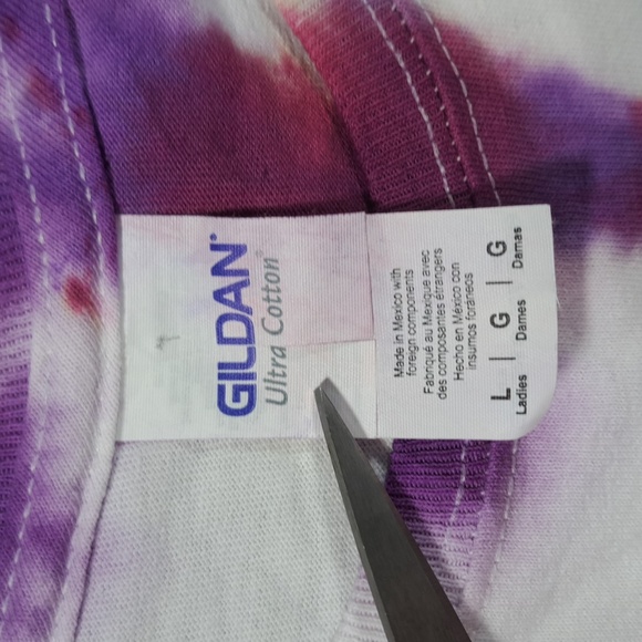 Handmade White with Various Purple Twisted Tie Dye Graphic Tee NWOT L - Picture 3 of 7